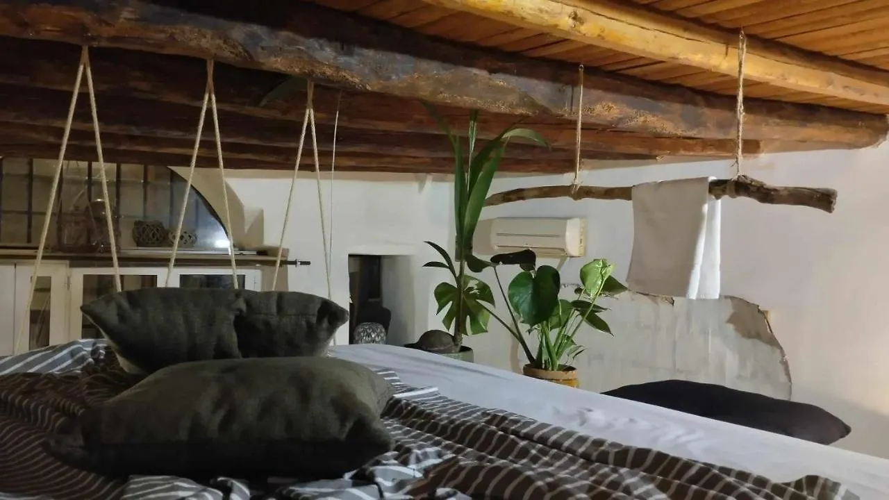Apartment Bucrani Studio. Piccolo Loft Nel Centro Storico Di Palermo