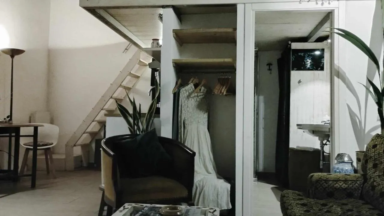 Bucrani Studio. Piccolo Loft Nel Centro Storico Di Palermo Italy