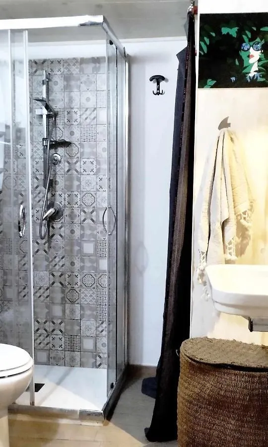 Apartment Bucrani Studio. Piccolo Loft Nel Centro Storico Di Palermo