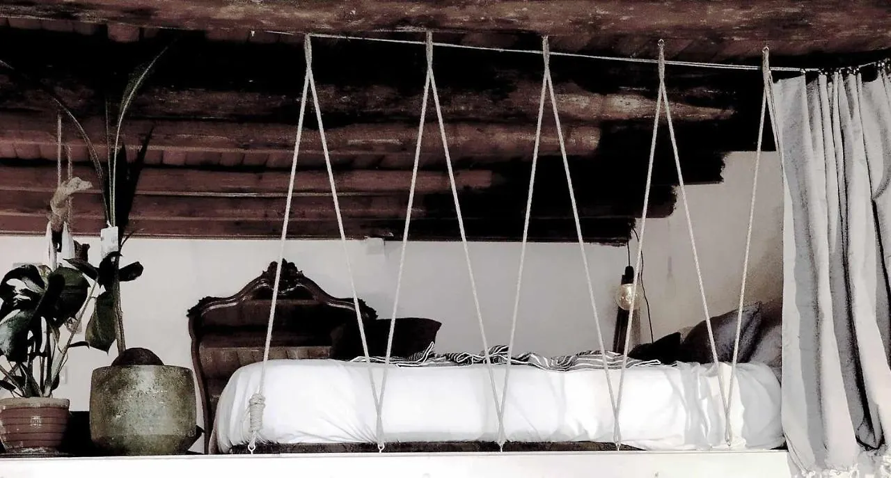 Bucrani Studio. Piccolo Loft Nel Centro Storico Di Palermo Apartment