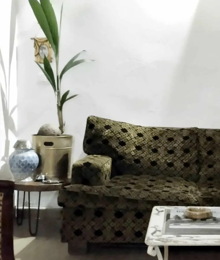 Apartment Bucrani Studio. Piccolo Loft Nel Centro Storico Di Palermo