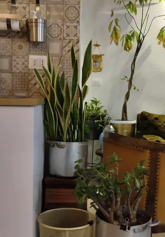 Bucrani Studio. Piccolo Loft Nel Centro Storico Di Palermo 0*,  Italy