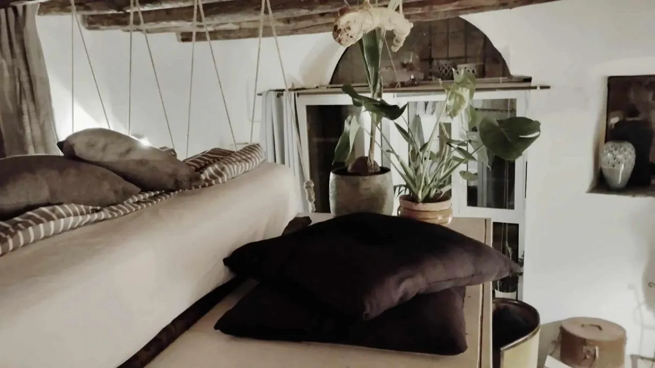 Apartment Bucrani Studio. Piccolo Loft Nel Centro Storico Di Palermo